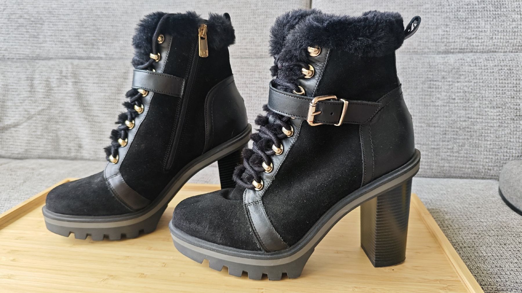 Tommy Hilfiger Damenschuhe: Tommy Hilfiger Black Fur Lined Boots Size 39 – Neu (gemäss Beschreibung) aus Zürich von alu_dzr7 2