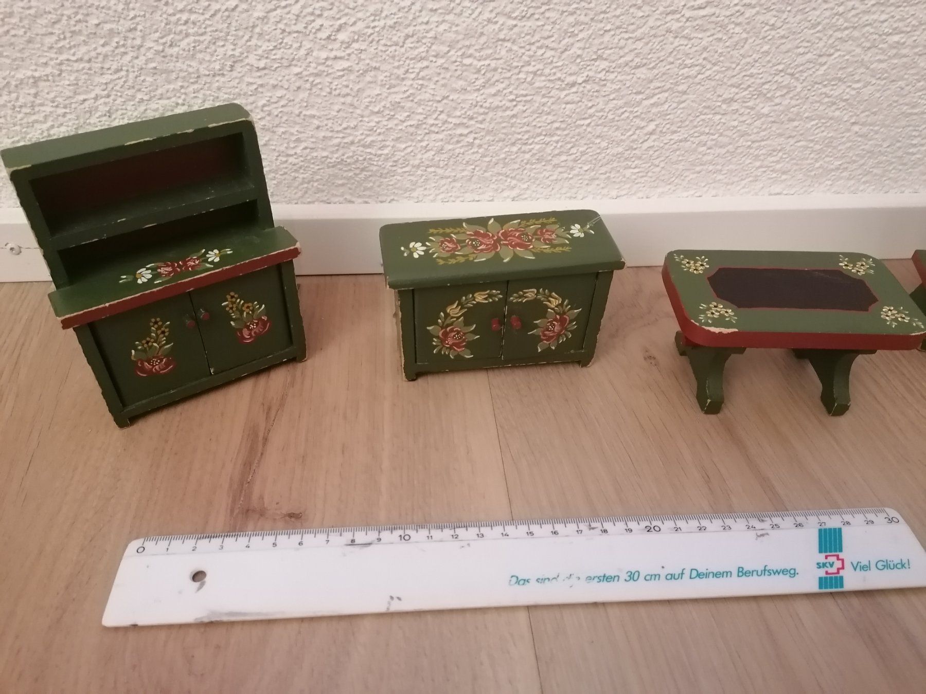 Puppenhäuser & -möbel: Handbemalte Puppenmöbel – Gebraucht aus Krauchthal von Nati_H 7