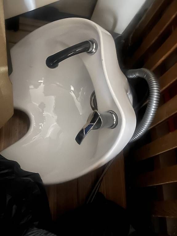Altro per la cura del corpo: Kosmetik Haare waschen Becken – Usato da Zürich venduto da luc_g79r 3