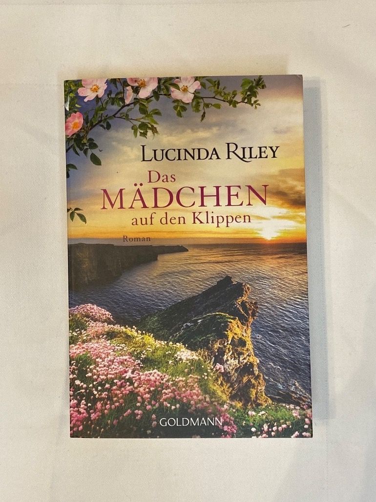 Libri: Das Mädchen auf den Klippen - Lucinda Riley – Usato da Zürich venduto da dedasiba