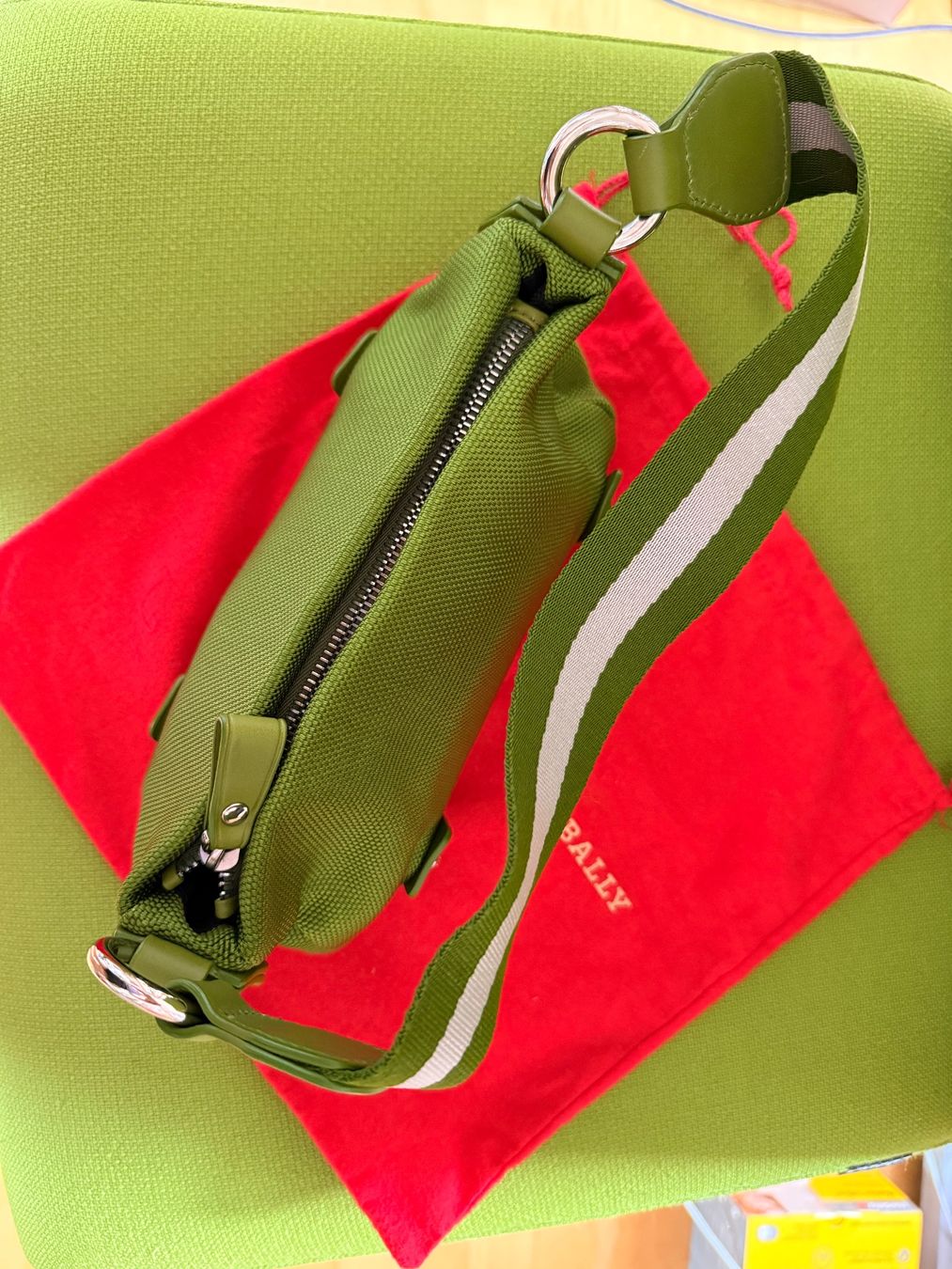 Bally Sacs femmes: BALLY Kleine Tasche – D'occasion à Frauenfeld par Scleo 4