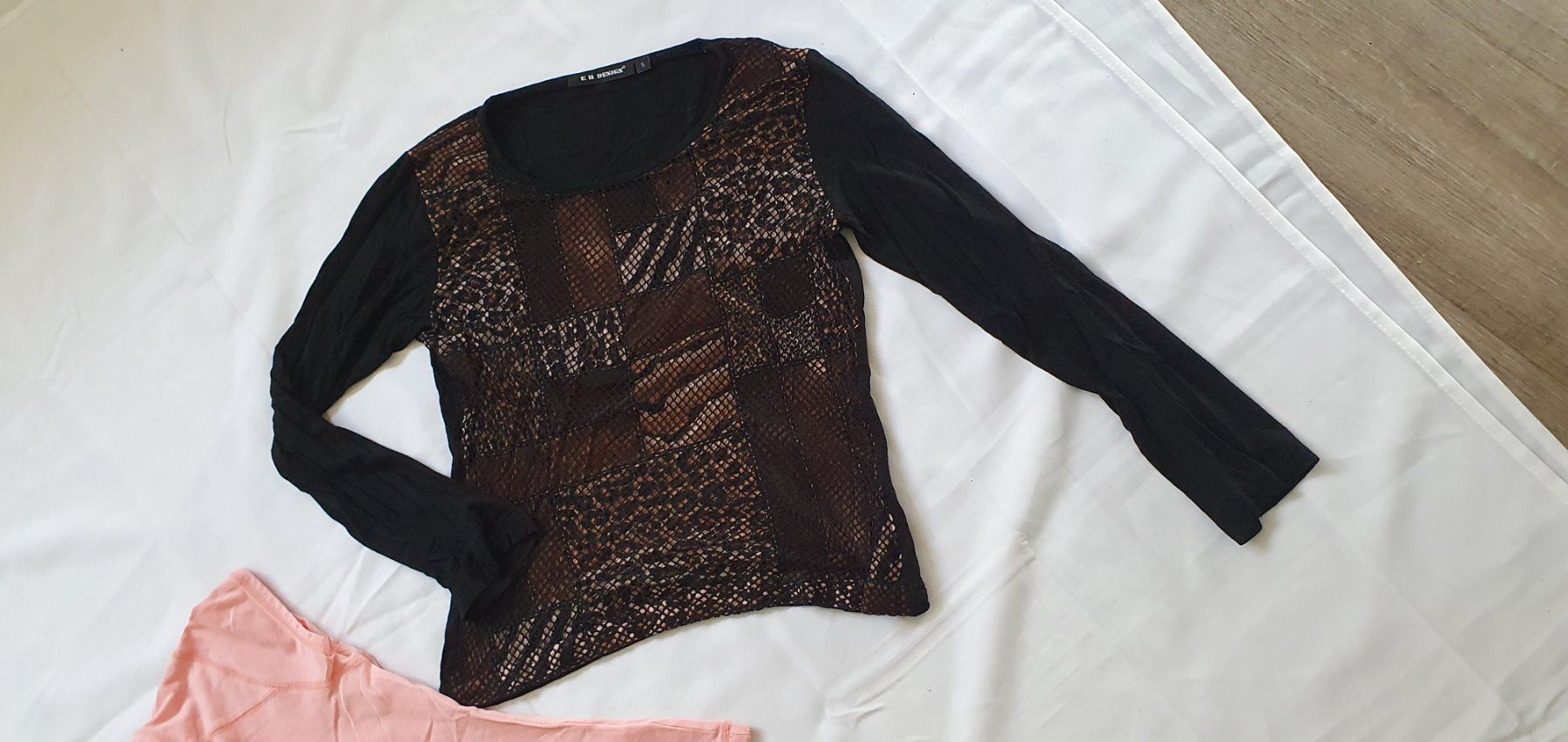 T-shirt: 2 schöne Shirts in S – Usato da Niederbuchsiten venduto da klengyel 2