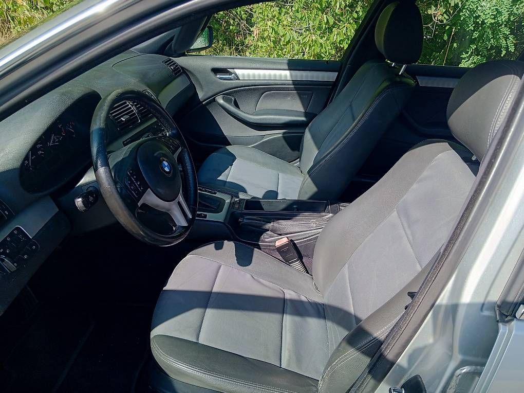Autos: BMW E46 320i Touring  – D'occasion à Spreitenbach par patch012 2