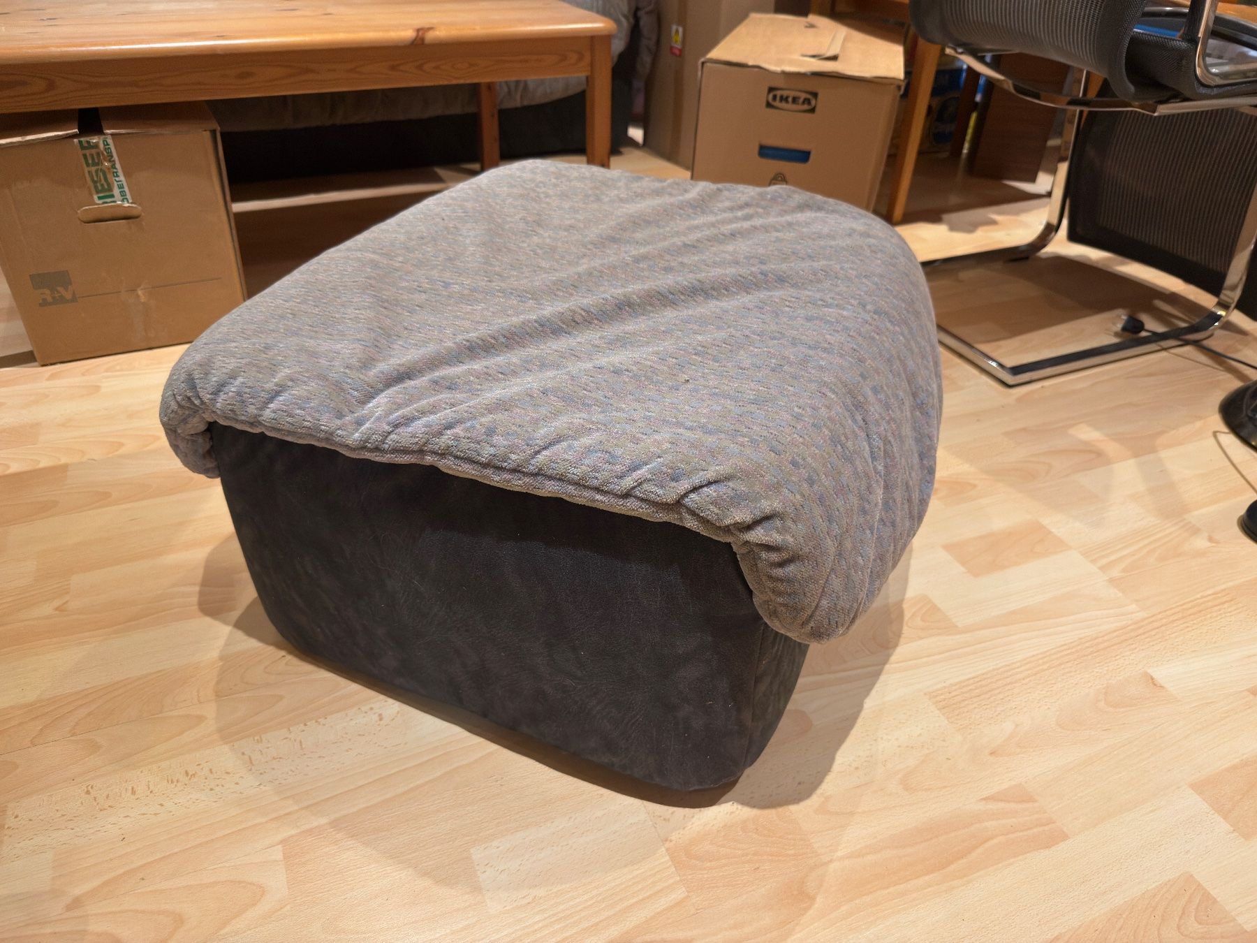 Divani: Polstergruppe mit 3-Sitzer-Sofa, Sessel und Hocker – Usato da Müllheim Dorf venduto da Alex_07 2