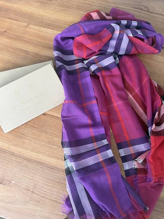 Foulards, Tücher & Schals: Burberry Schal – Gebraucht aus Buttikon SZ von Mirima84 4
