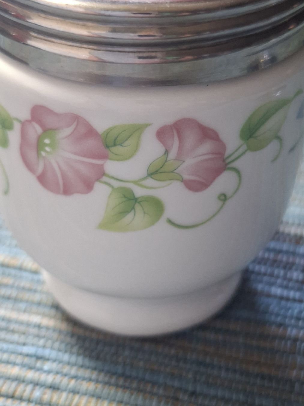 Royal Worcester Altre Stoviglie: Cuit oeuf Royal Worcester  – Nuovo (secondo la descrizione) da Genève venduto da pha_km2b 2