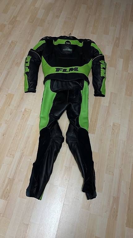 FLM Completi: FLM Lederkombi schwarz / grün Kawasaki – Usato da Zeiningen venduto da AnlikerA 1