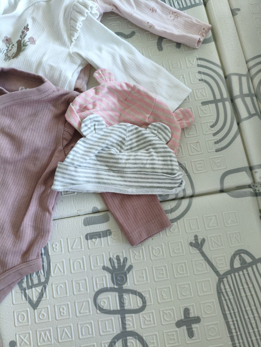 H&M Lotti & Set di vestiti: vestiti da bambino – Usato da Locarno venduto da sca_8bh7 1