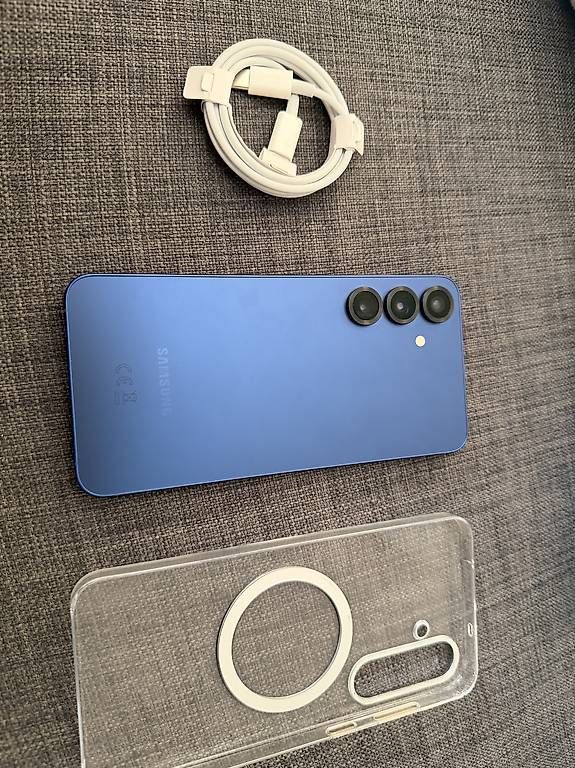 Telefoni cellulari / Smartphones: Samsung Galaxy S25+ 256gb – Usato da Wettingen venduto da pitufo8 1