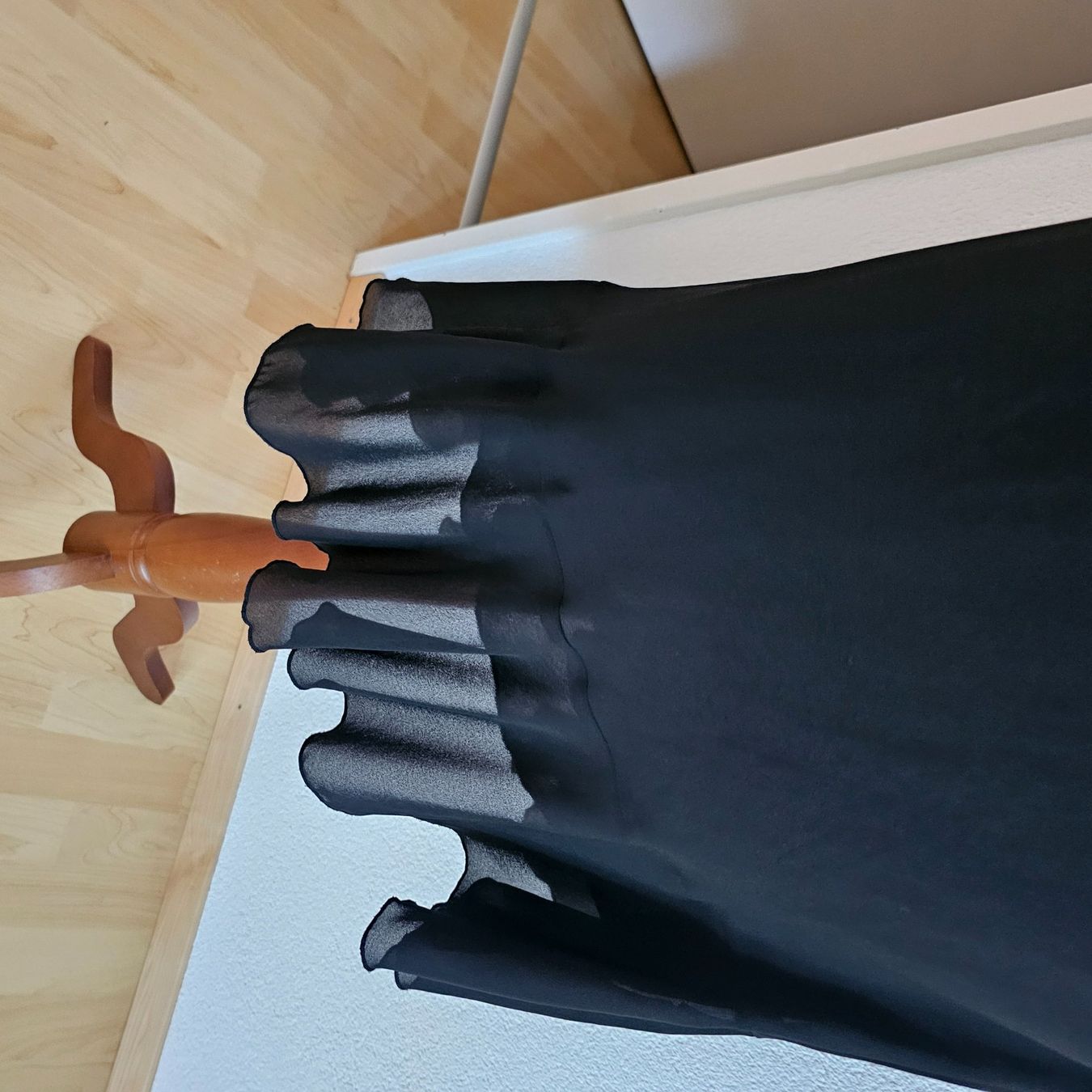 Maglioni & Felpe: Sehr elegantes kleider paket Gr. 42, – Nuovo e nell'imballaggio originale da wolfhalden venduto da 46464646 9
