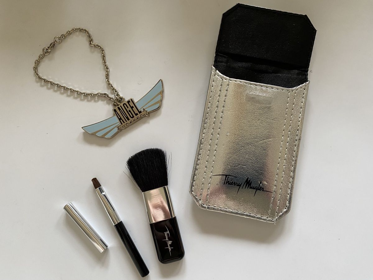 Make-up: Accessoires Thierry Mugler – Nuovo e nell'imballaggio originale da Bouveret venduto da wes_7zll