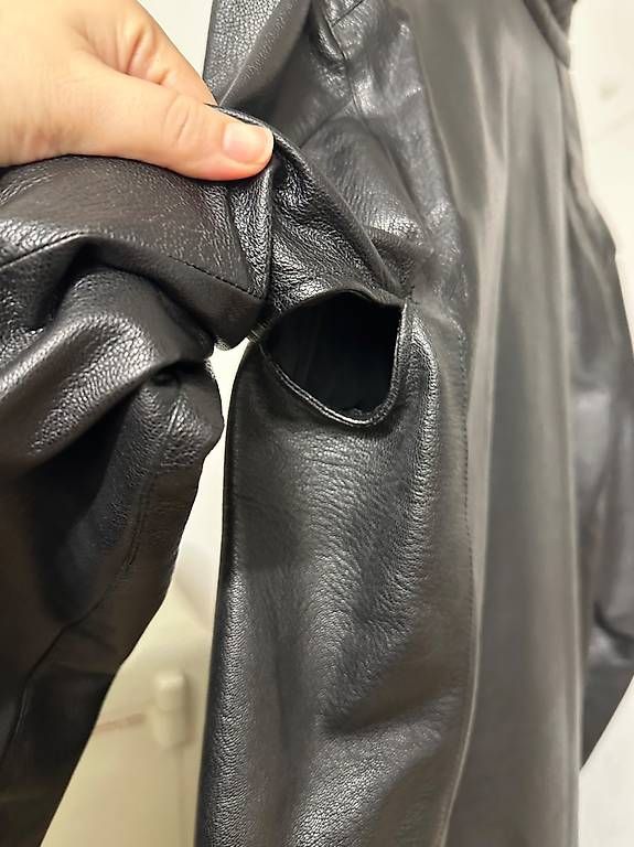 Prada Giacche: Prada Biker-Lederjacke, Größe 48 – Usato da Gümligen venduto da patrick127 2