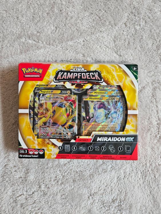 Pokémon TCG: Deluxe-Kampfdeck Miraidon-ex – 60 Karten, Spielmatte, Marker & Code Fürs Online-Spiel