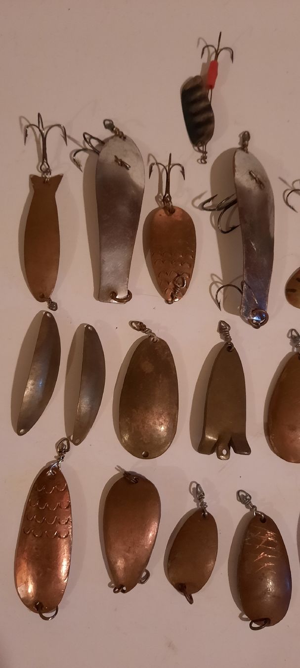 Appâts: cuillères anciennes  – D'occasion à Saules par fario03 5