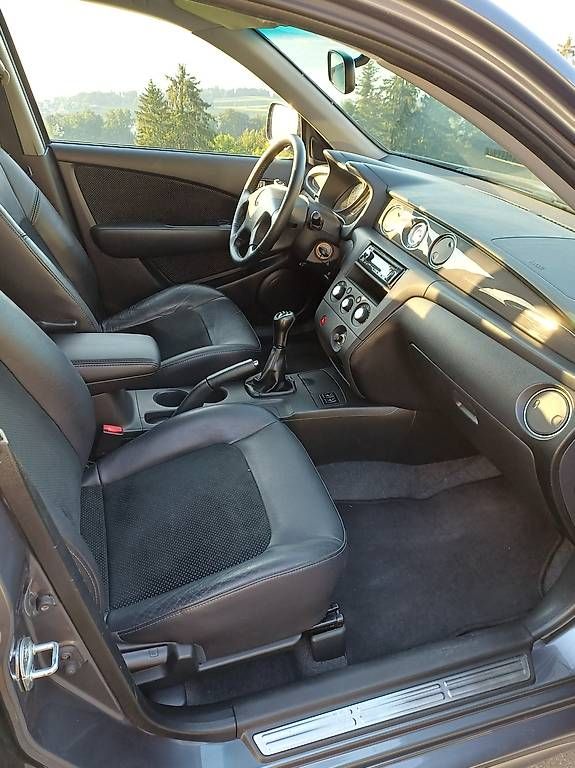 Autos: Mitsubishi Outlander – Gebraucht aus Feusisberg von LWF90 2