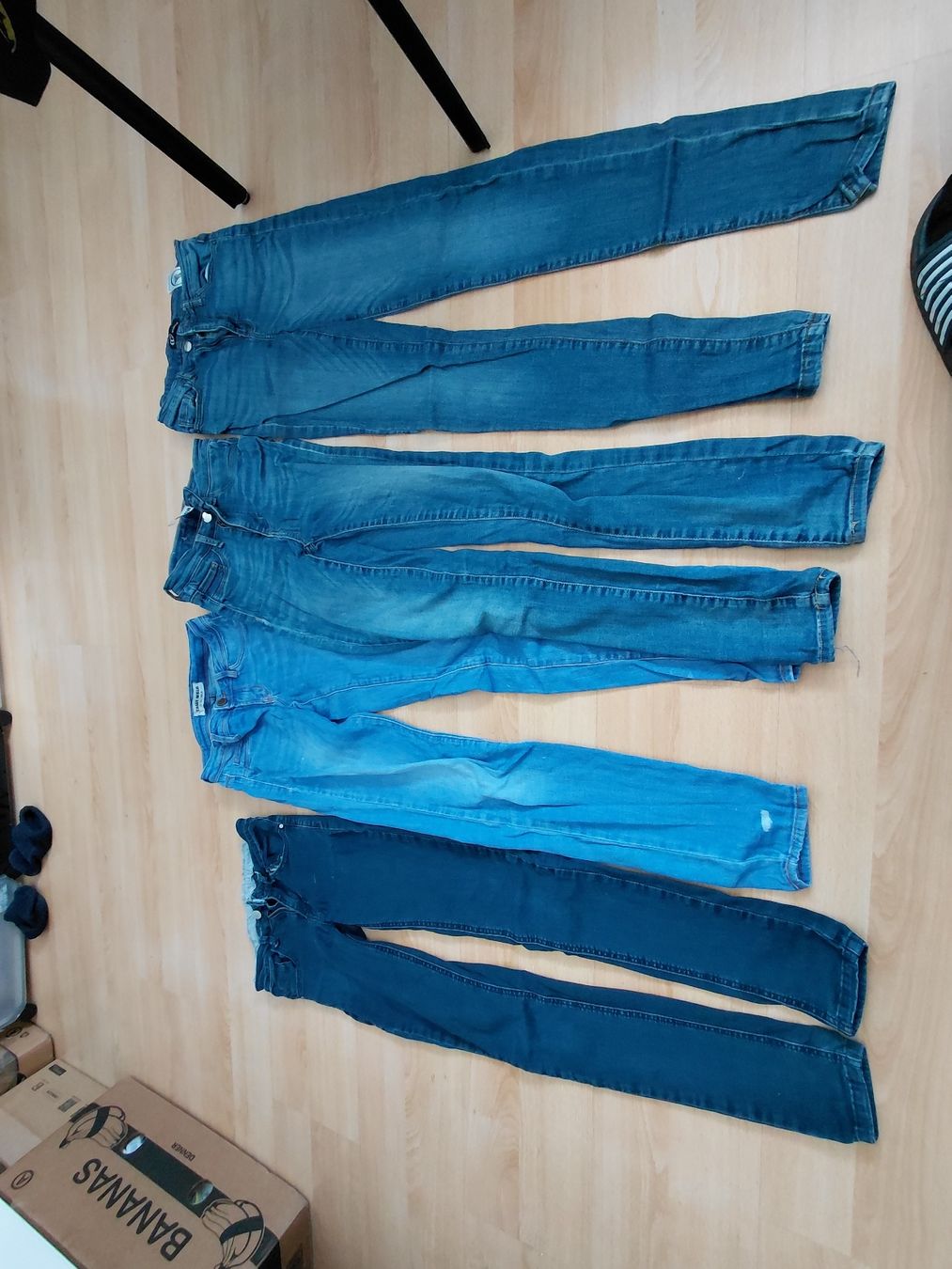 Lots de vêtements: jeans kleiderpaket 32 – D'occasion à St. Niklaus VS par sportler60 2