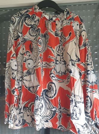 Milano, schöne Bluse mit Goldfischen Gr. 40