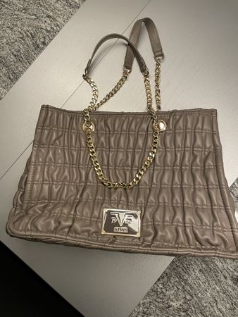 Elegante Versace 19V69 Handtasche