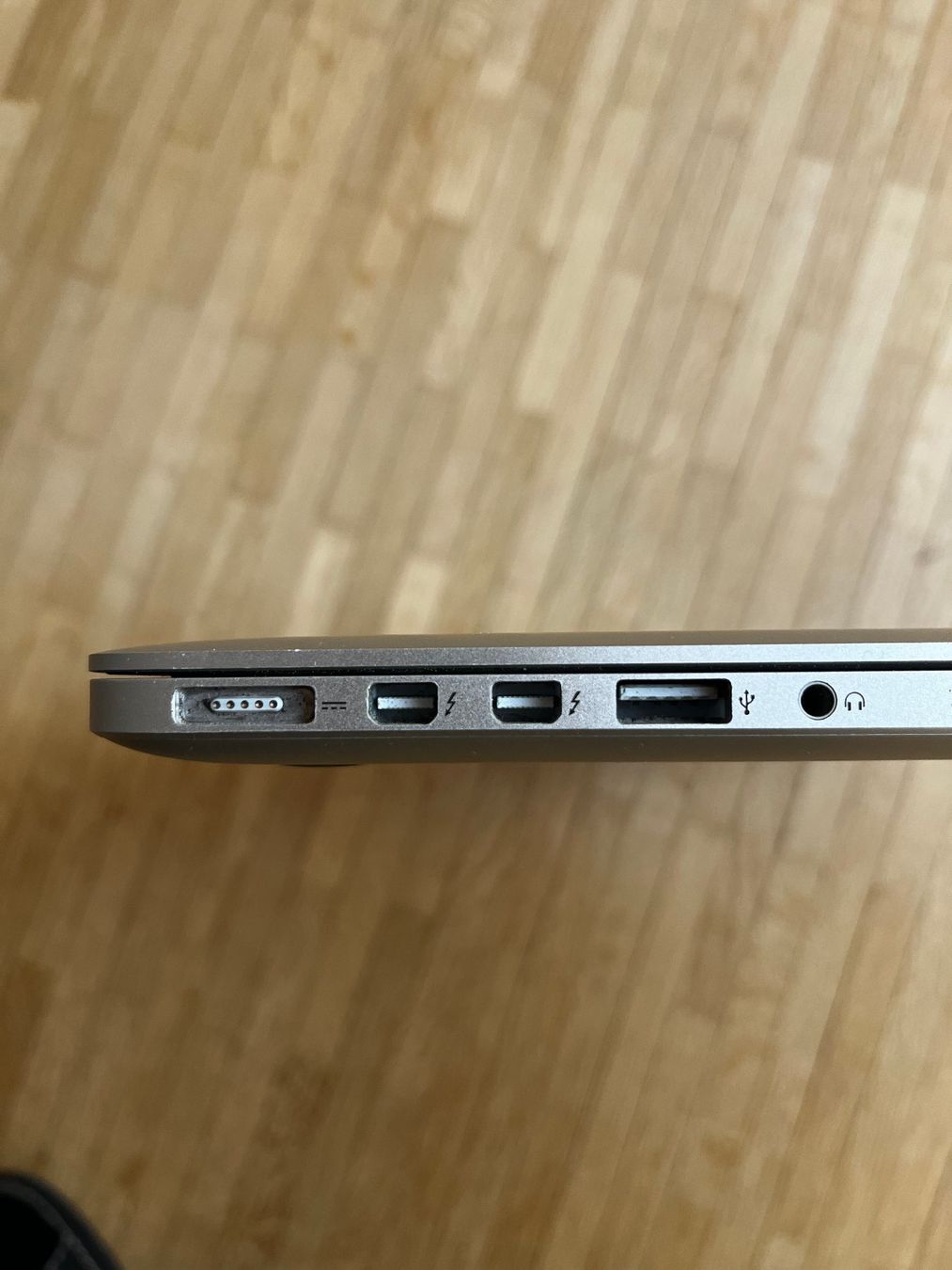 Apple Notebook: MacBook Pro 15" Late 2013 mit Sequoia – Usato da Zufikon venduto da tomasba 4