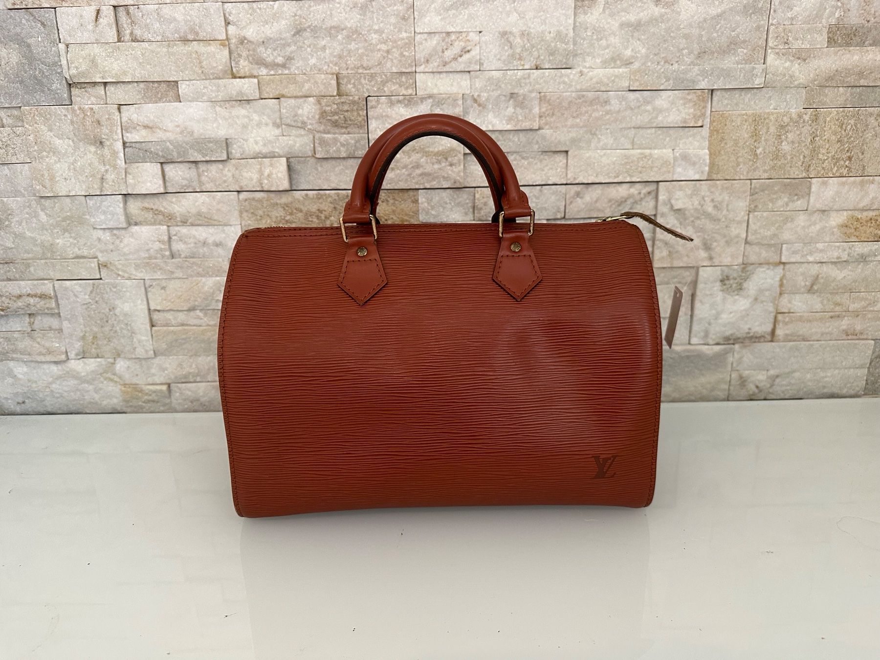 Louis Vuitton Taschen für Damen: Louis Vuitton Speedy 30 Epi  - Nr. 874 – Gebraucht aus Hittnau von LuxAndMore 2