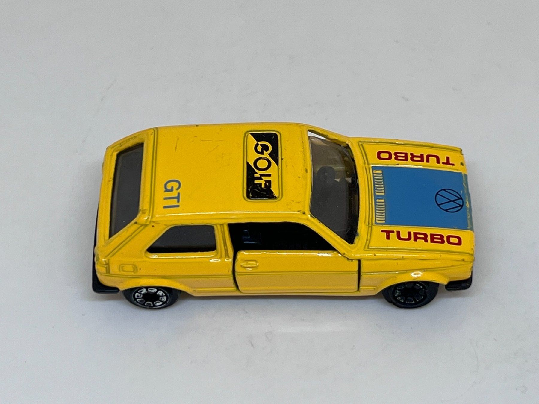 Welly Modellini d'auto: Welly VW Golf #549 – Usato da Wildegg venduto da LaaBoutique 1