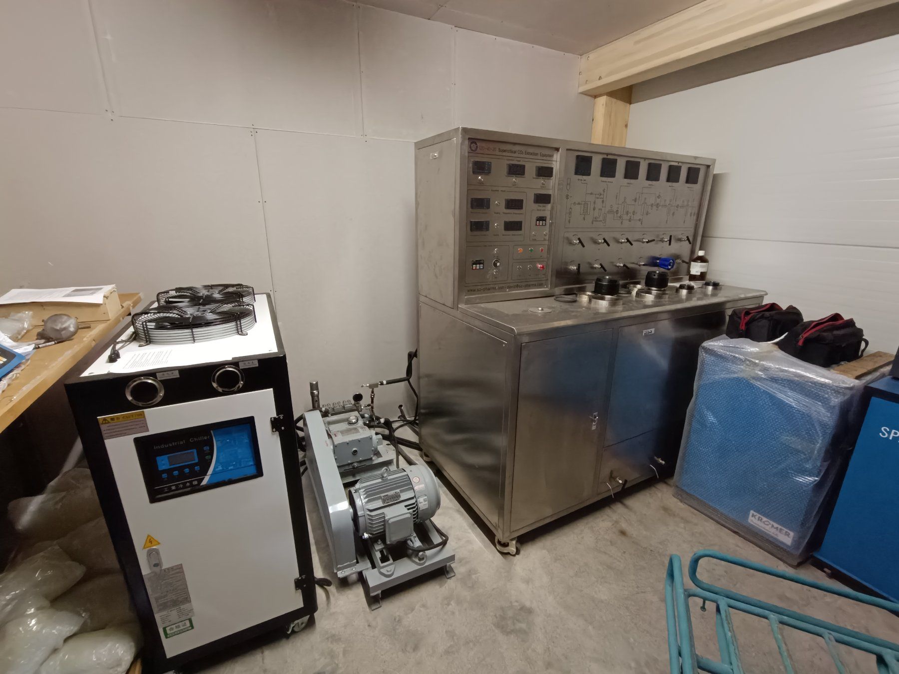 Alle Maschinen: 7L+7L Superkritische CO2-Extraktion Maschine – Gebraucht aus Wolhusen von SolarHub-Outlet