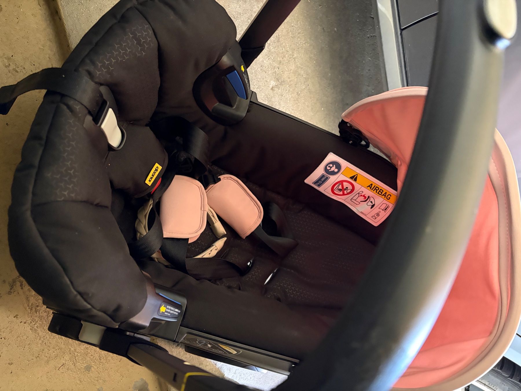 Doona Auto-Kindersitze: Doona – Autokindersitz & Kinderwagen – Gebraucht aus Rotkreuz von hel_w8ck 2