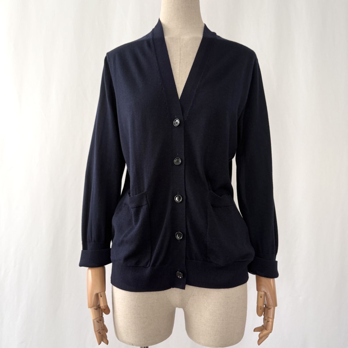 Allude Maglioni & Felpe: ALLUDE Virgin Wool Cardigan – Nuovo (secondo la descrizione) da Emmen venduto da Colette-Juliette