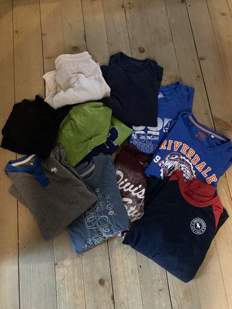 Kleiderpaket Grösse 152