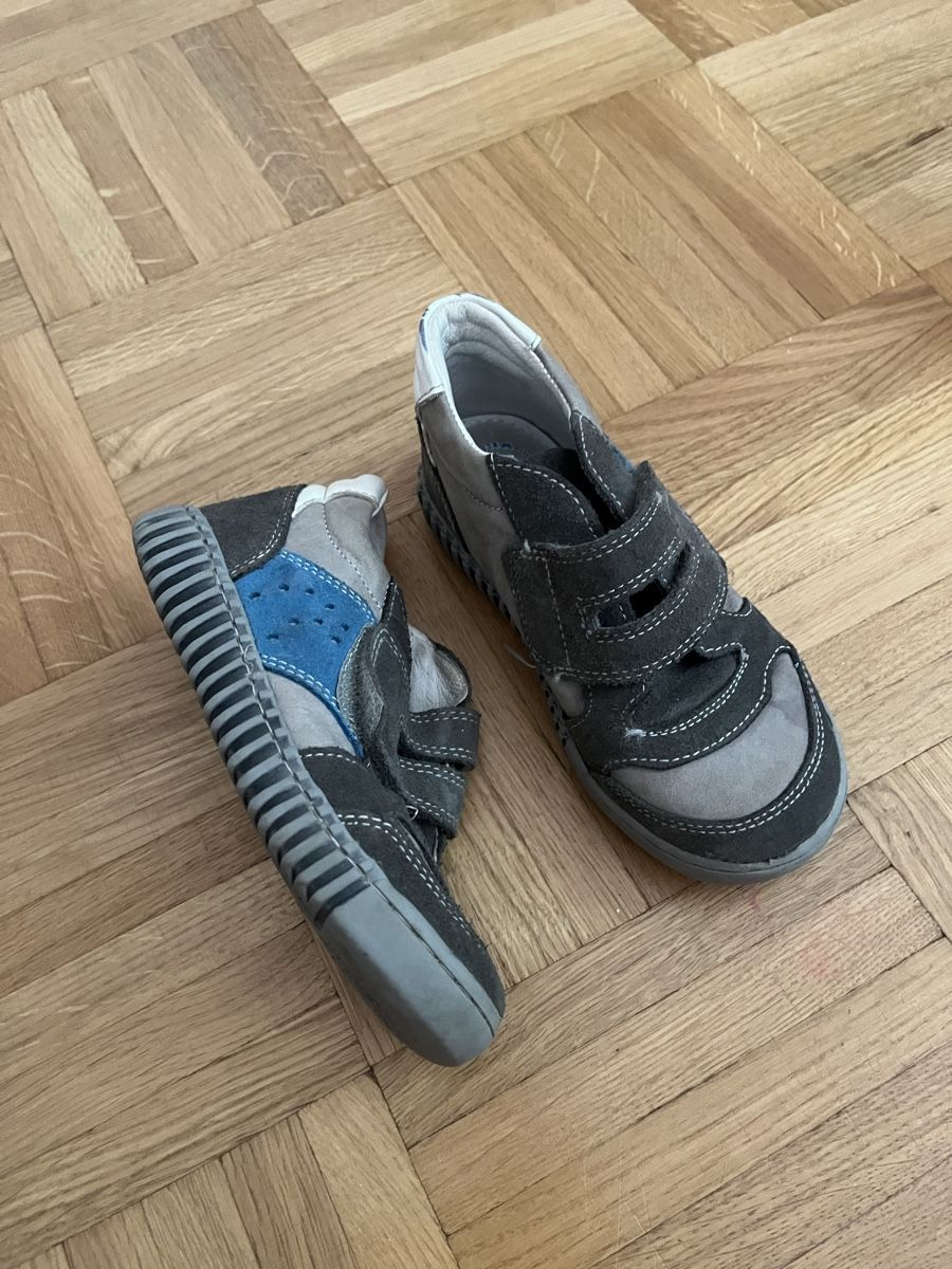 Scarpe per ragazzi: Chaussures en cuir site 27 – Usato da Bellevue venduto da utilisatratice