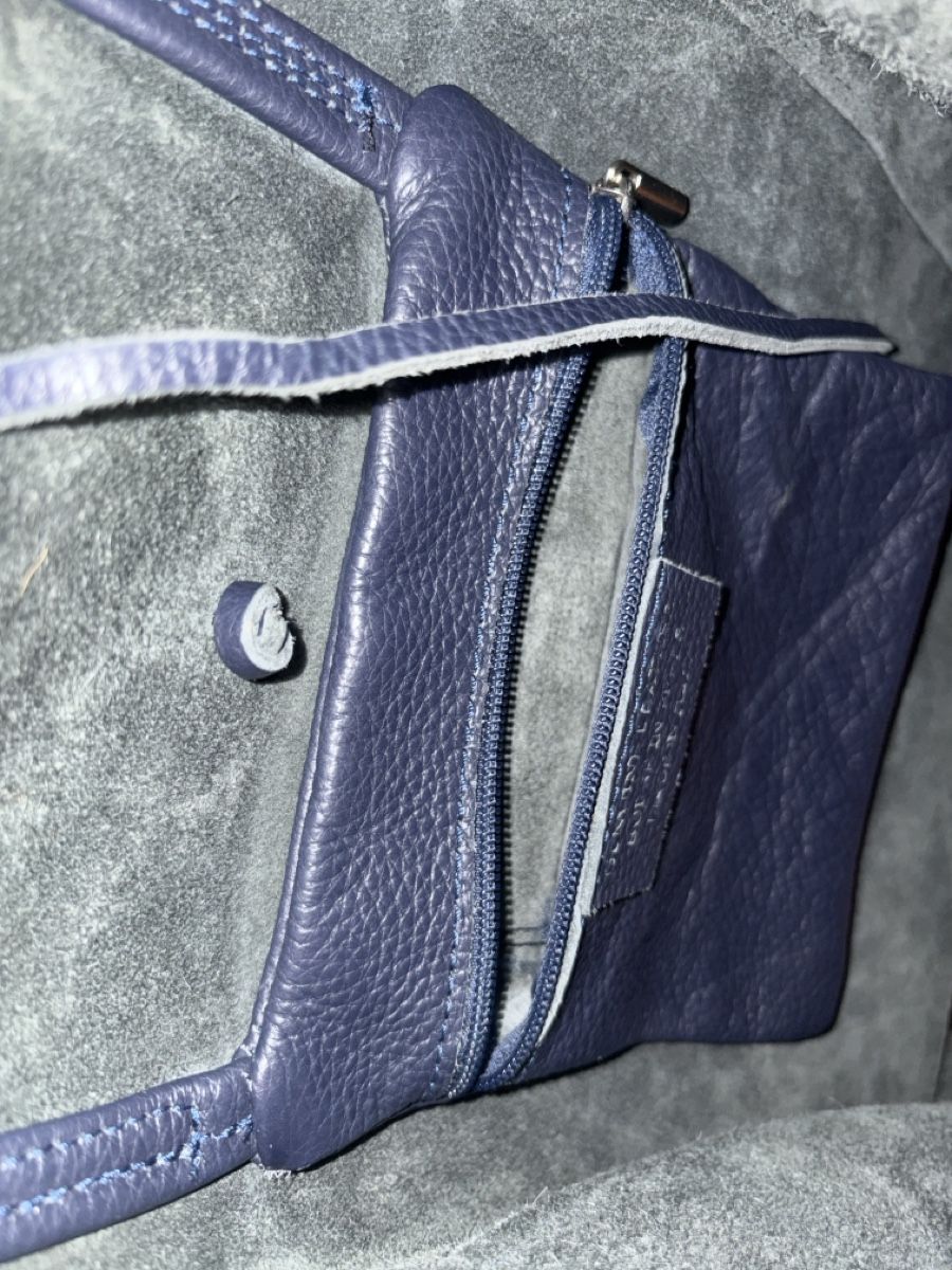 Borse da donna: Sac cuir bleu foncé – Usato da Düdingen venduto da Yellow 1