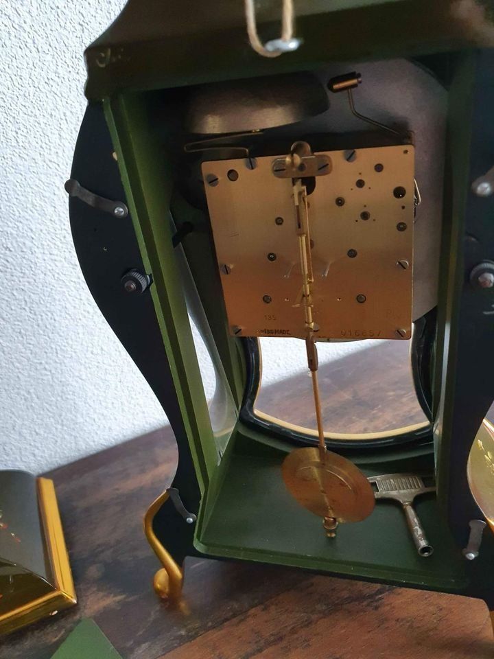 Orologi da terra & Orologi da parete: Uhr von La Chatelaine – Usato da Grosswangen venduto da hans0122 5