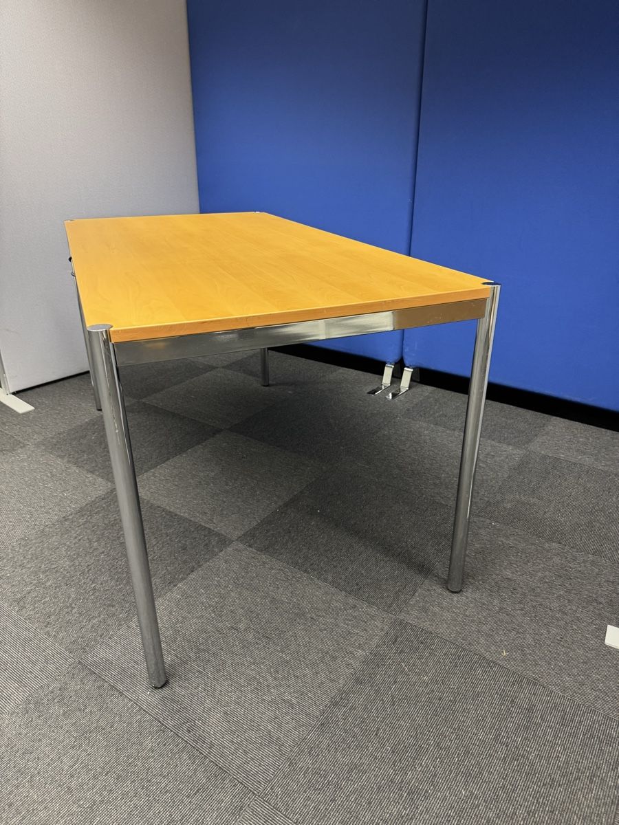 Schreibtische: Ergodata Büro-/Arbeitstisch, Metallgestell – Gebraucht aus Bern von samryan 3