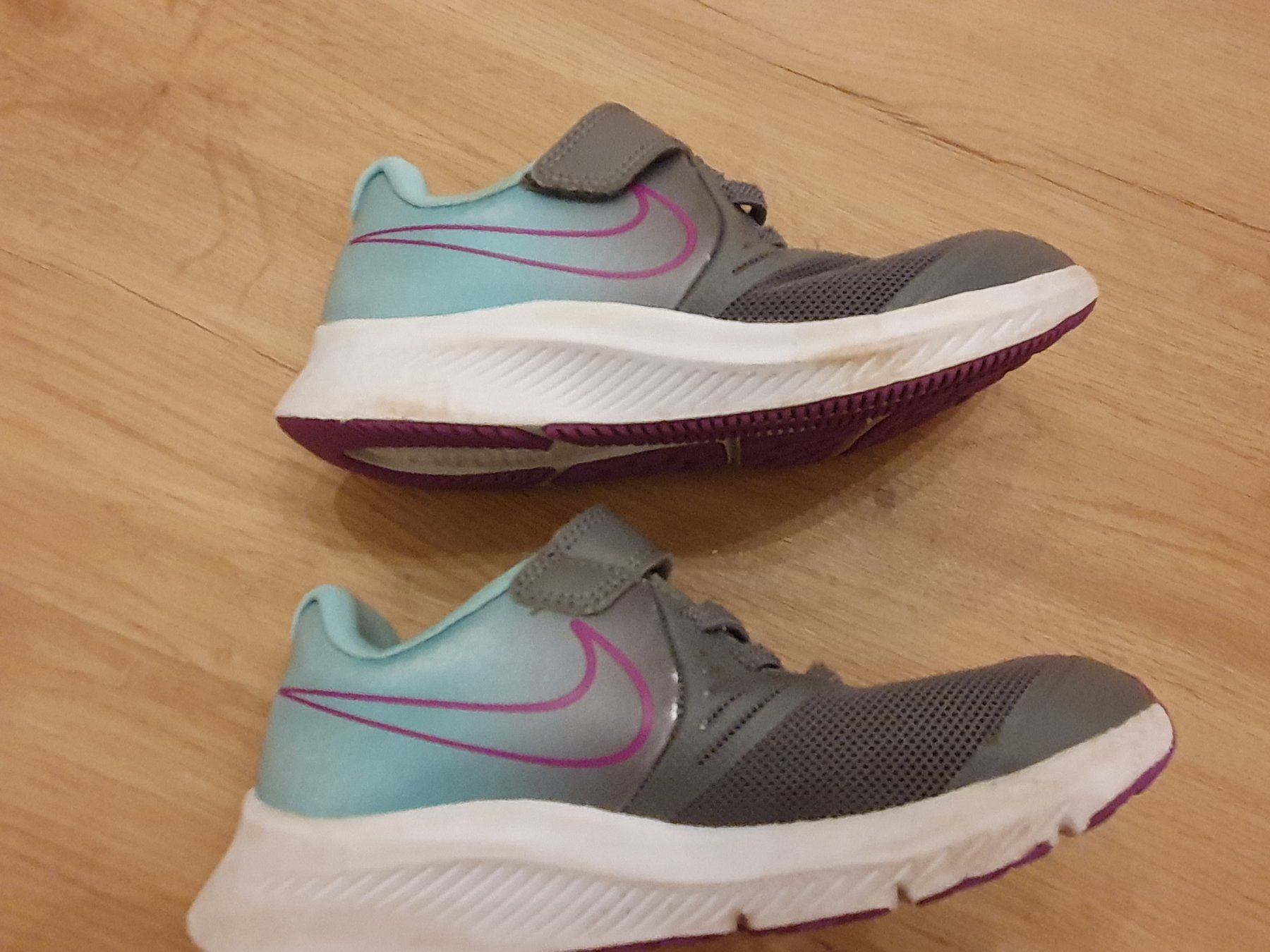 Nike Scarpe per ragazze: Nike Sneaker, Gr. 28 – Usato da Heinrichswil venduto da frankie19860 7