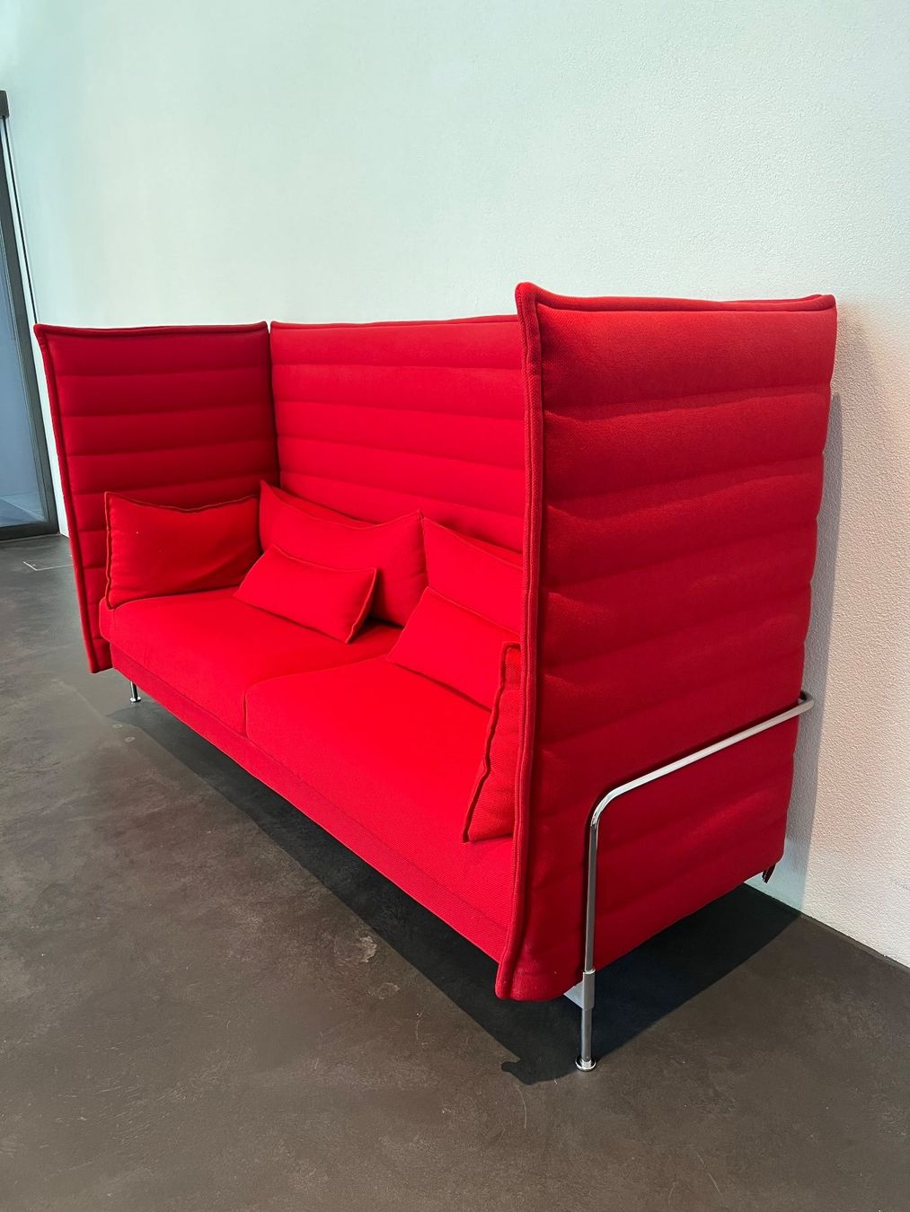 Vitra Divani: VITRA Alcove Highback Designersofa 3 Plätzer – Usato da Wangen an der Aare venduto da TBYN 2