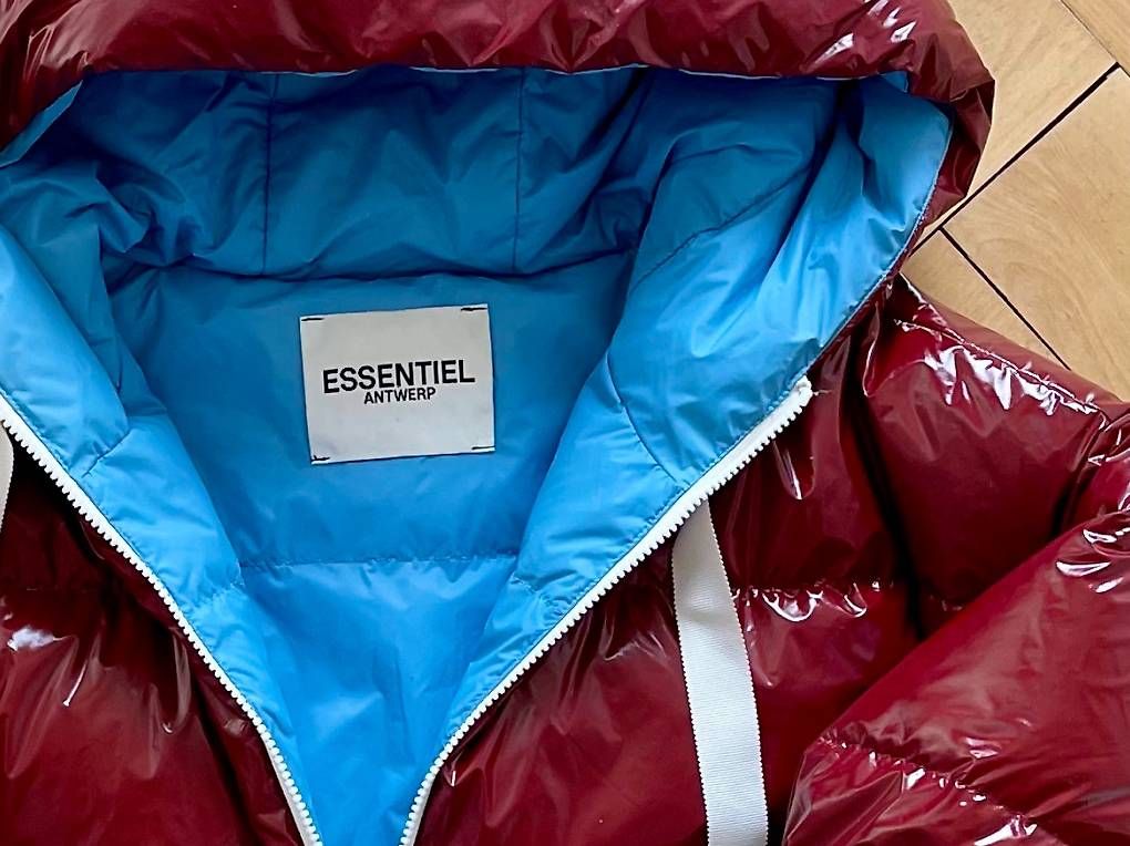 Essentiel Antwerp Giacche: Oversize Winterjacke von Essentiel Antwerp, Gr. S – Usato da Zürich venduto da Medulla 3