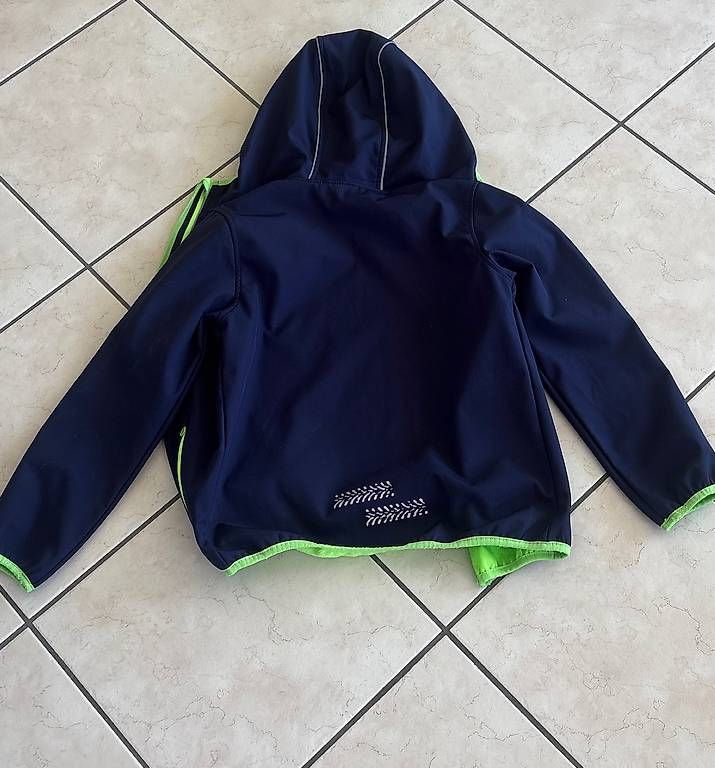 Giacche & Cappotti: Übergangsjacke grösse 134/140 – Usato da Zimmerwald venduto da wuff81 3