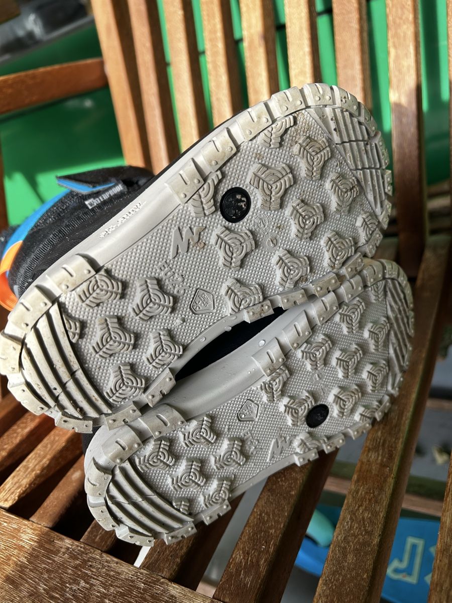 Decathlon Scarpe per ragazzi: Bottes de neige Quechua / taille 26 – Nuovo (secondo la descrizione) da Meyrin venduto da Bronx86 3