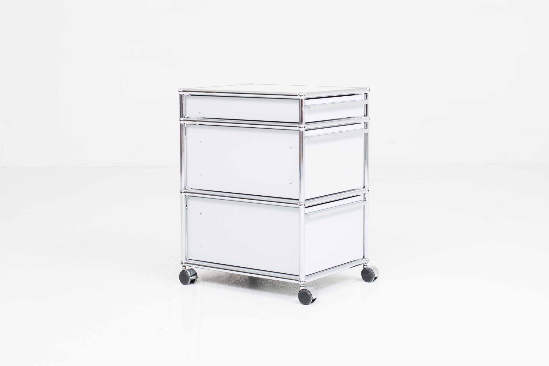 USM Banconi: USM Rollcontainer in Lichtgrau – Usato da Zürich venduto da STUZH38 2