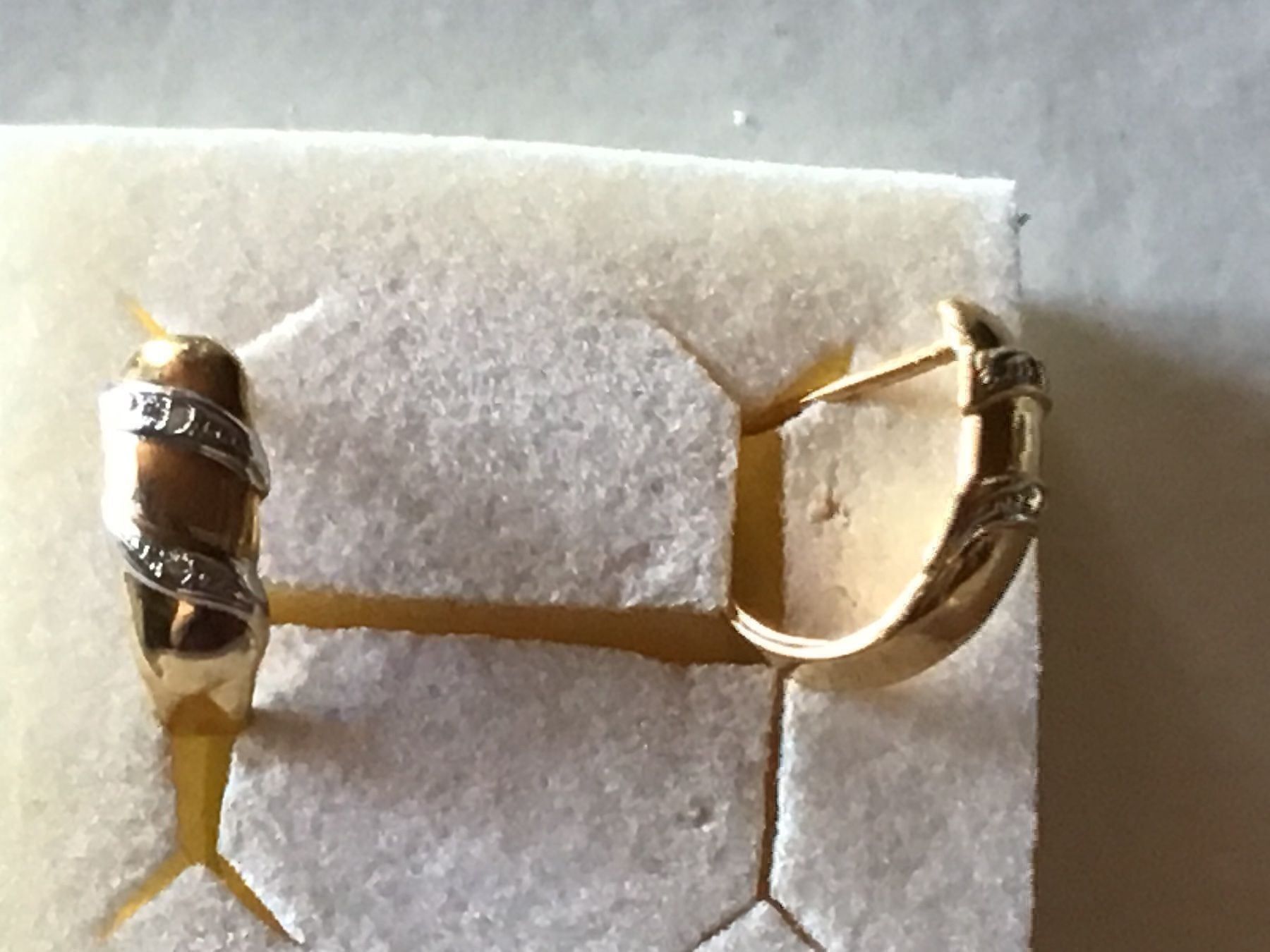 Orecchini pendenti & Orecchini a lobo: Massive Gold Halbcreolen – Usato da St. Gallen venduto da Goldlilly 1