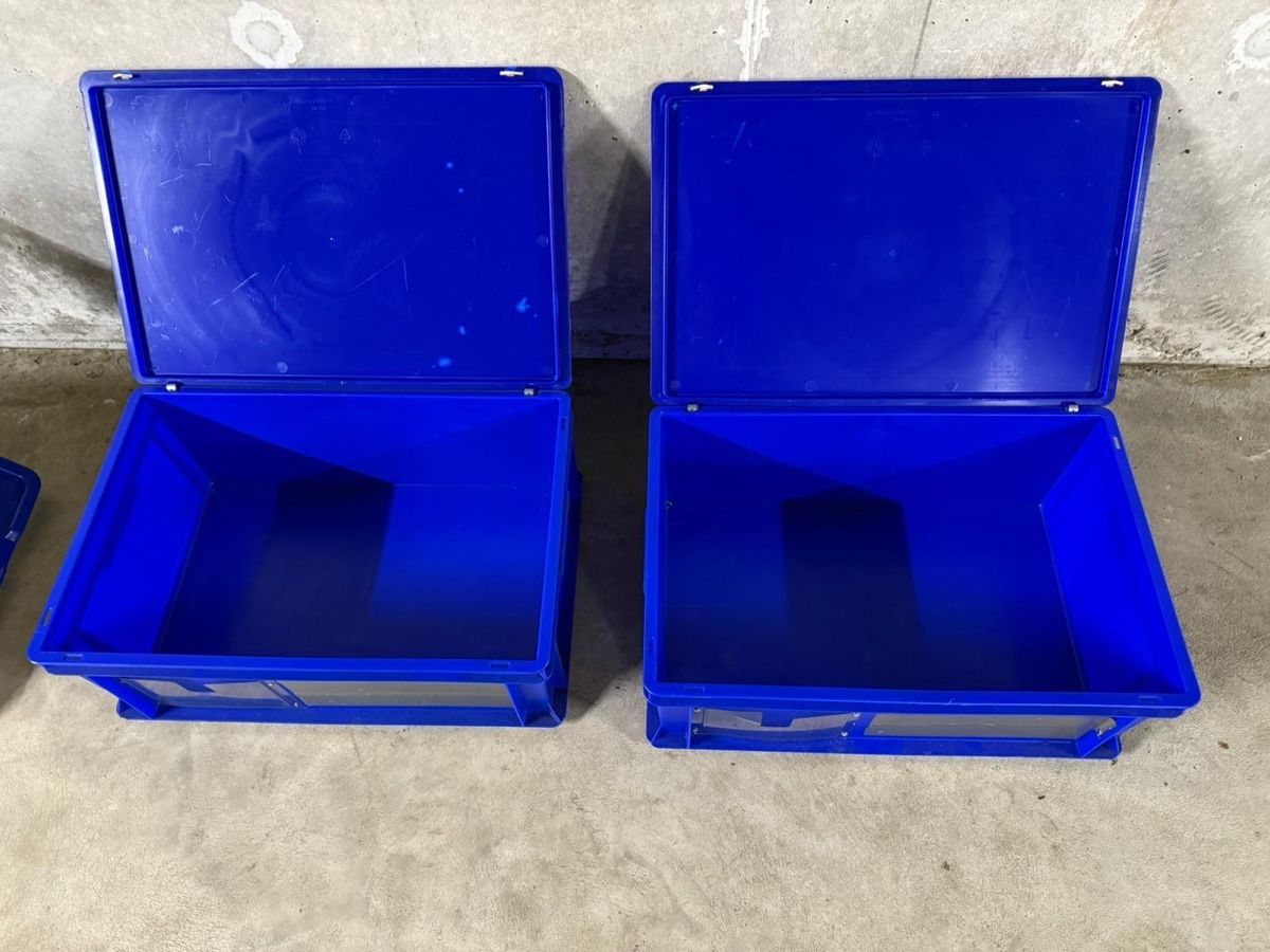 Behälter & Ähnliches: Transport Boxen, 2 Stück – Gebraucht aus Weggis von Prinz49