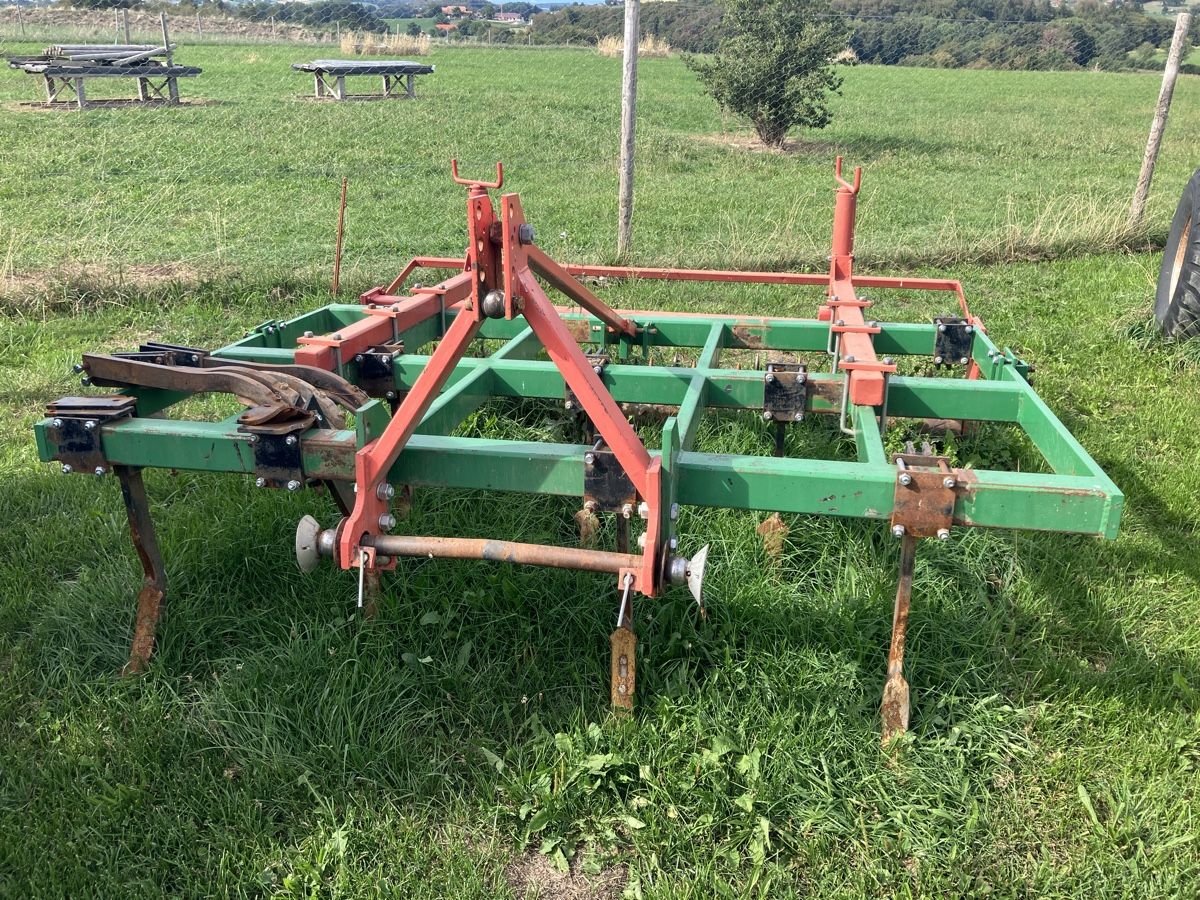 Tutte le macchine:  Grubber gebraucht  – Usato da St.Ursen venduto da Deutz95 3