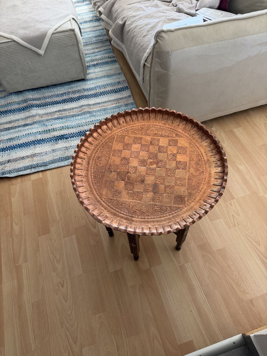 Tavoli: Table à thé orientale – Usato da Neuchâtel venduto da Zach94 1