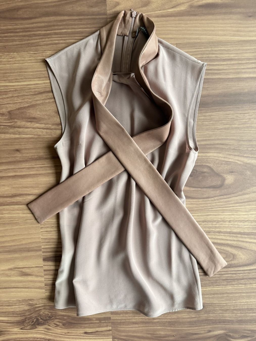 Kleiderpakete: Damen Bluse & kurzarm Pullover Gucci – Gebraucht aus Weisslingen von Gepy1 4