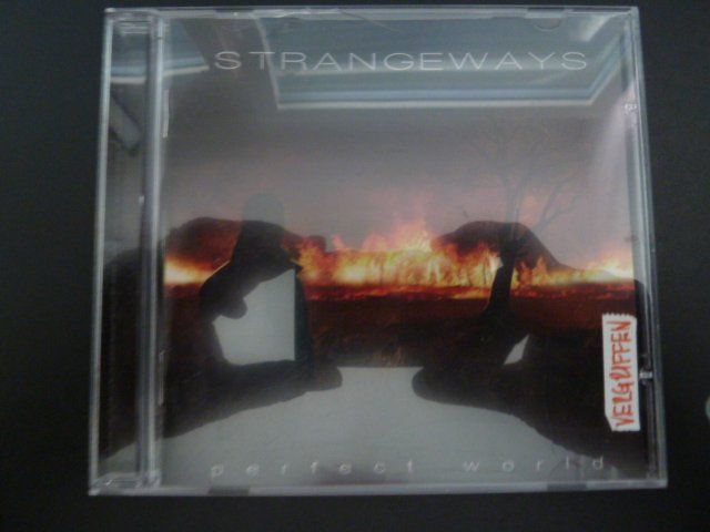 CDs: Strangeways - Perfect world  (vergriffen) – D'occasion à Au ZH par sikoku