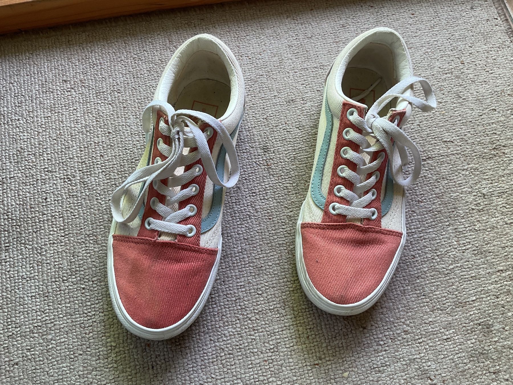 Vans Scarpe da donna: Vans Old Skool Platform Sneaker gr. 38 – Usato da Icogne venduto da cen_h97r