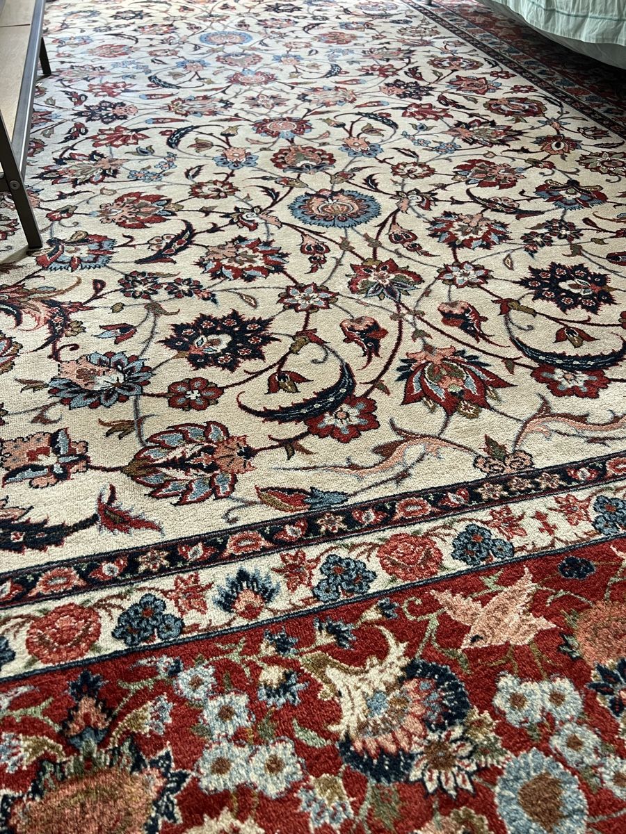 Tappeti: Teppich 3,30m x 2,40m – Usato da Olten venduto da Findus101