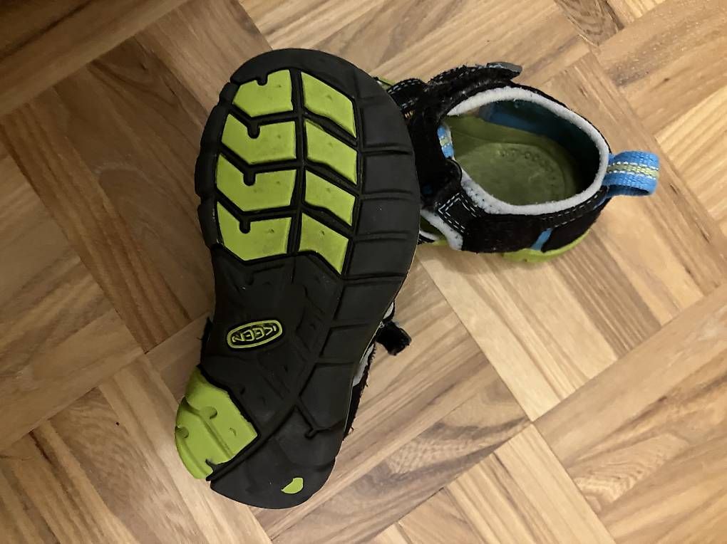 Scarpe per ragazzi: Keen sandale grösse 24 – Usato da Eschlikon TG venduto da ritschi90 1
