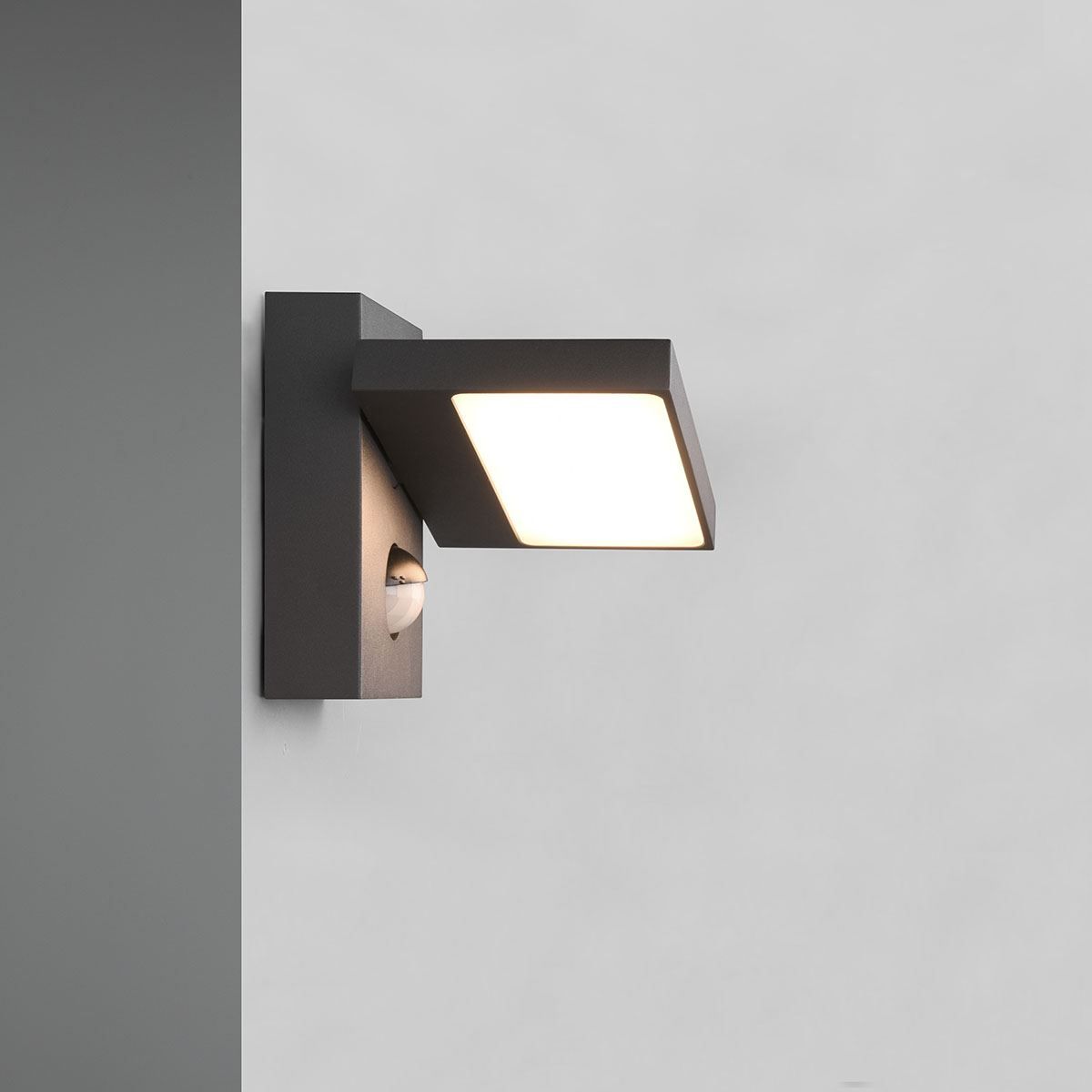 Lampen: LED Aussen Wandleuchte, Schwenkbar, IP54 – Neu (gemäss Beschreibung) aus Kreuzlingen von Smart-Light 3