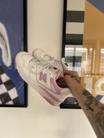 New Balance 550 rosa weiss
